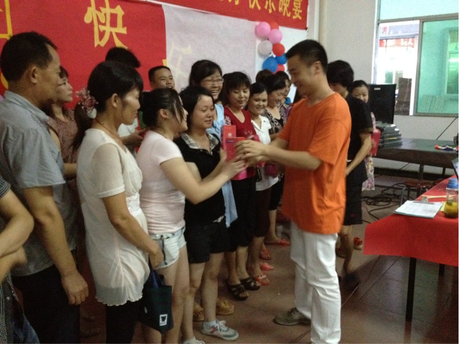 無(wú)紡布袋廠(chǎng)生日會(huì )